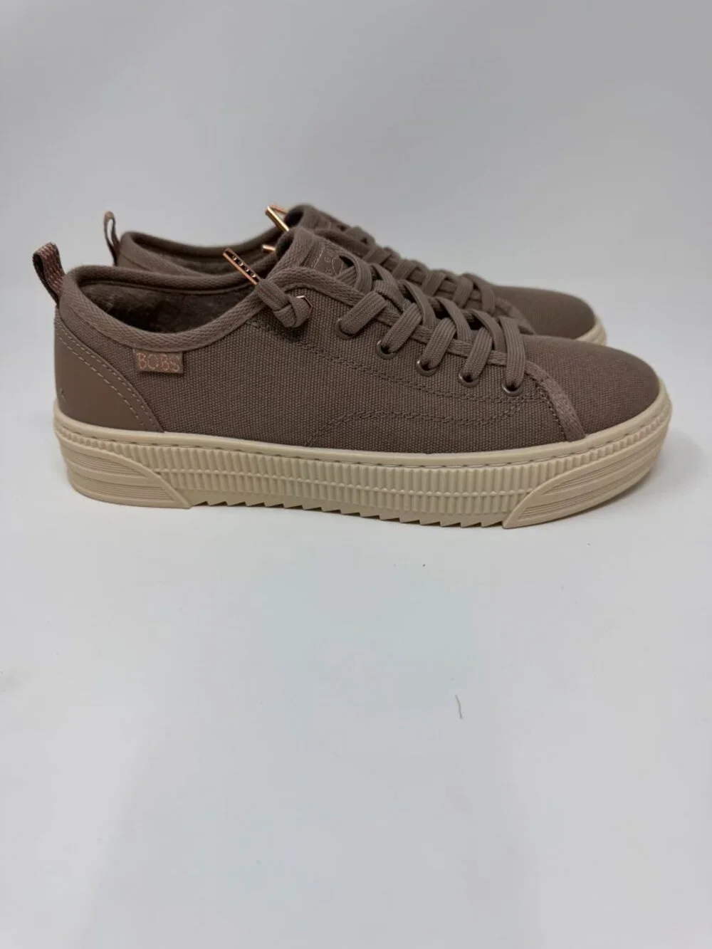 Skechers Women's Bobs Copa Sneaker Size 8